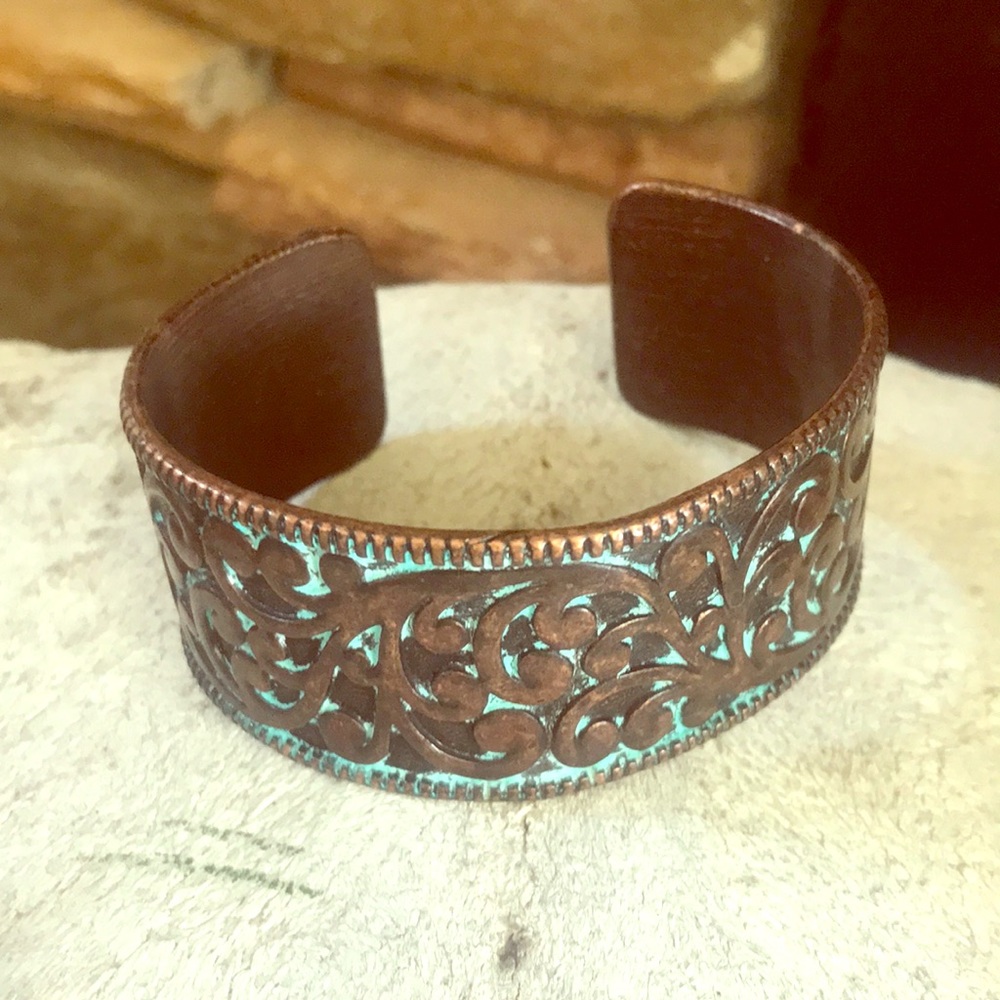 Faux Turquoise and Bronze Cuff 🌵💙